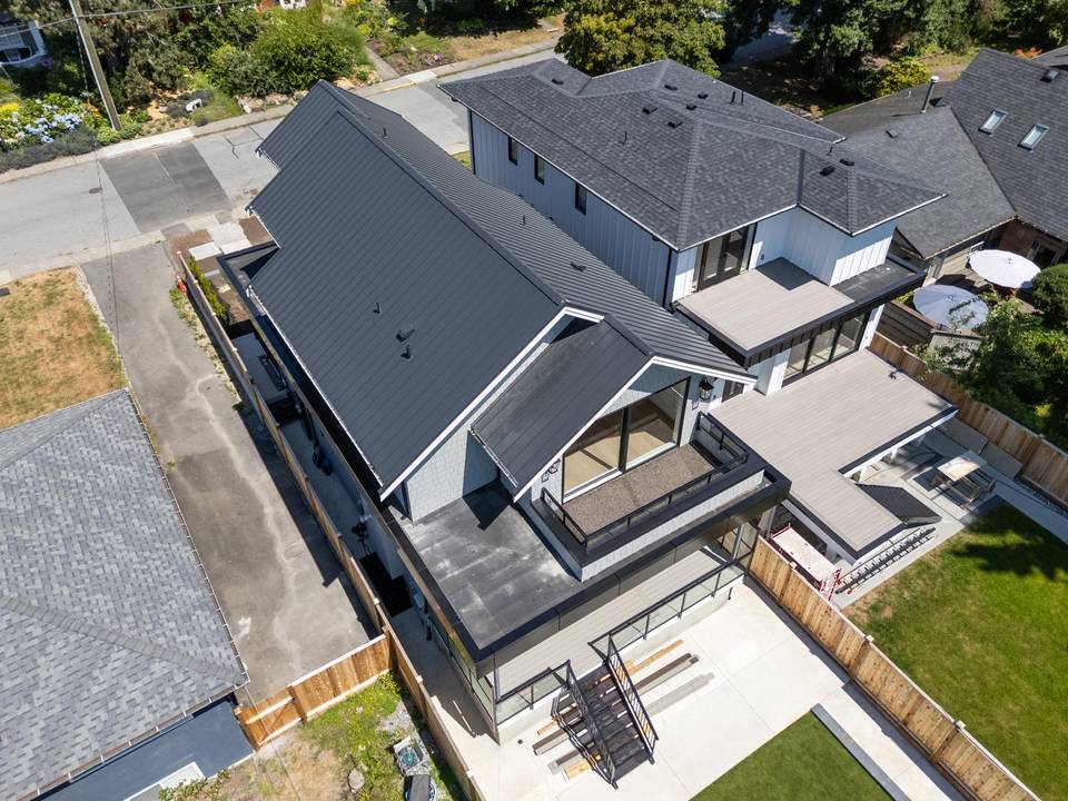 Modern Standing Seam Metal Roof &mdash; West Vancouver